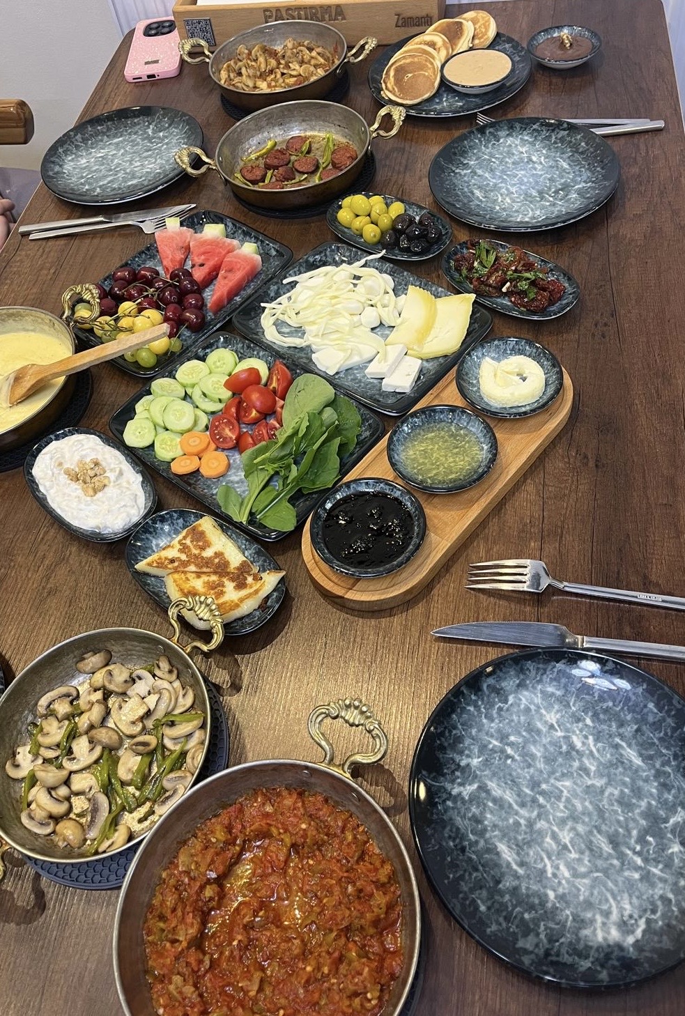 Bahçe Serpme Kahvaltı 
